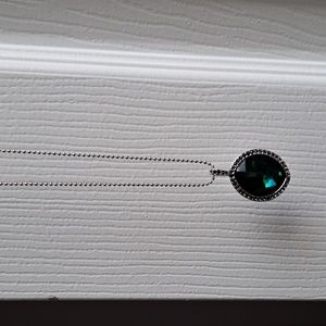 TOUCHSTONE CRYSTAL Green necklace